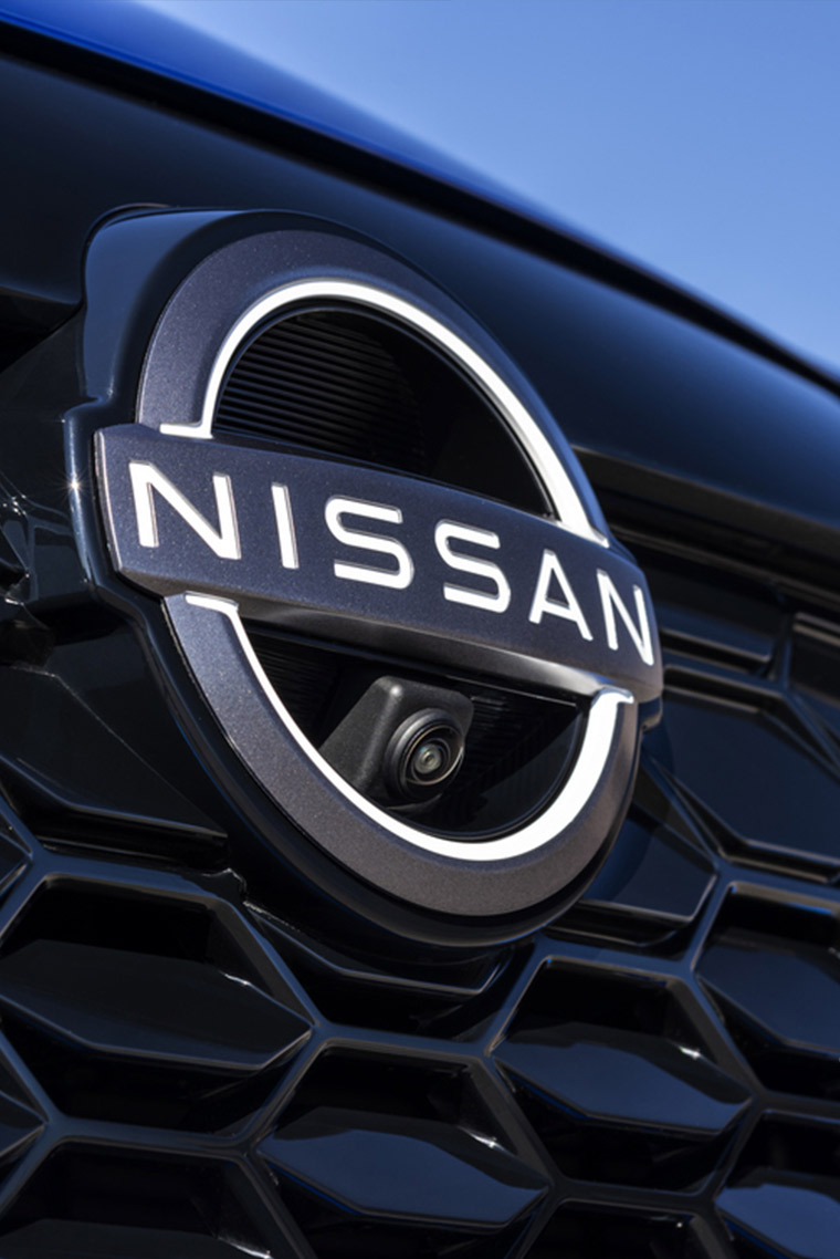 logo nissan juke